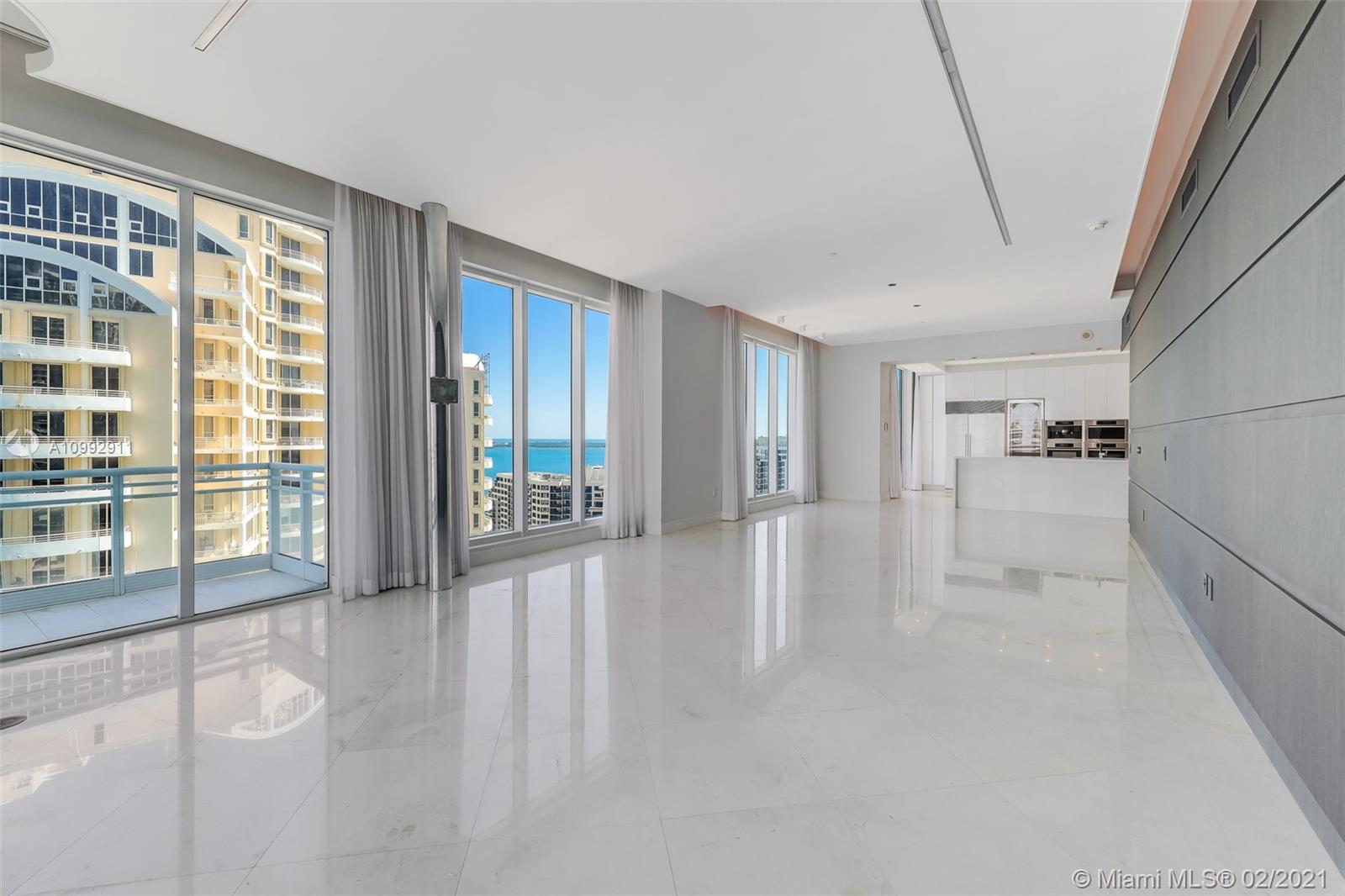 Miami, FL 33131,900 Brickell Key Blvd #1903