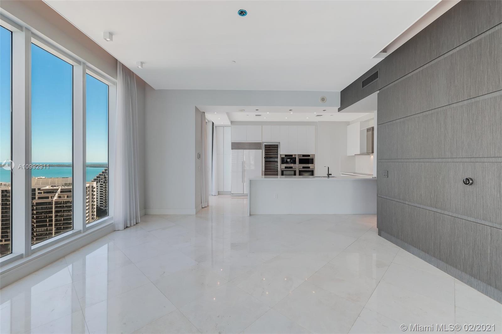 Miami, FL 33131,900 Brickell Key Blvd #1903