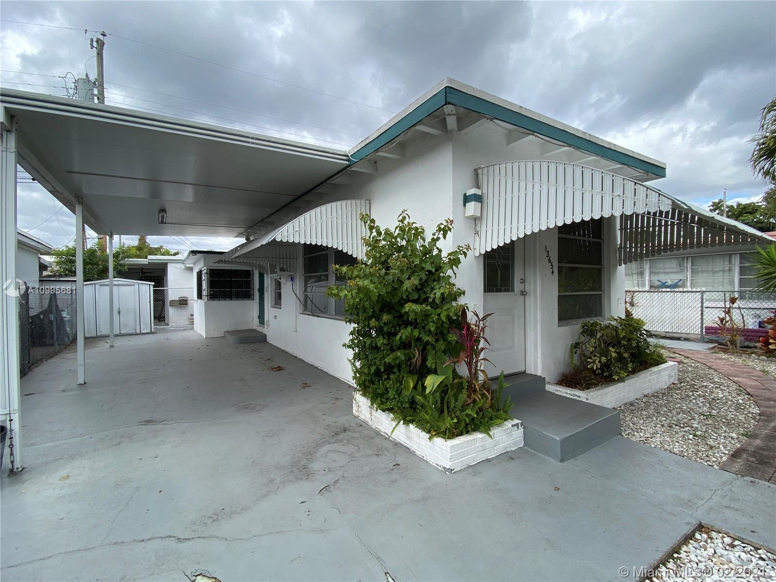 North Miami Beach, FL 33181,13654 NE 20th Pl