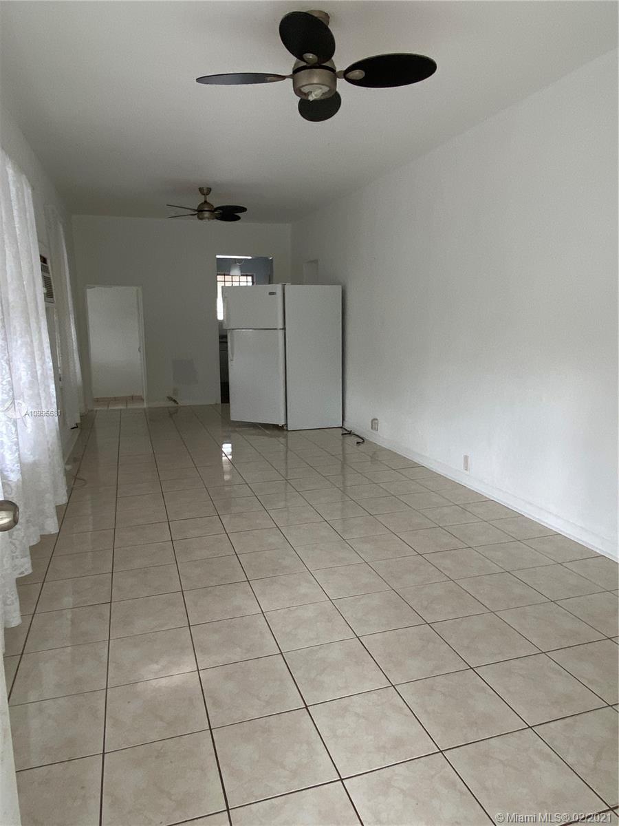 North Miami Beach, FL 33181,13654 NE 20th Pl