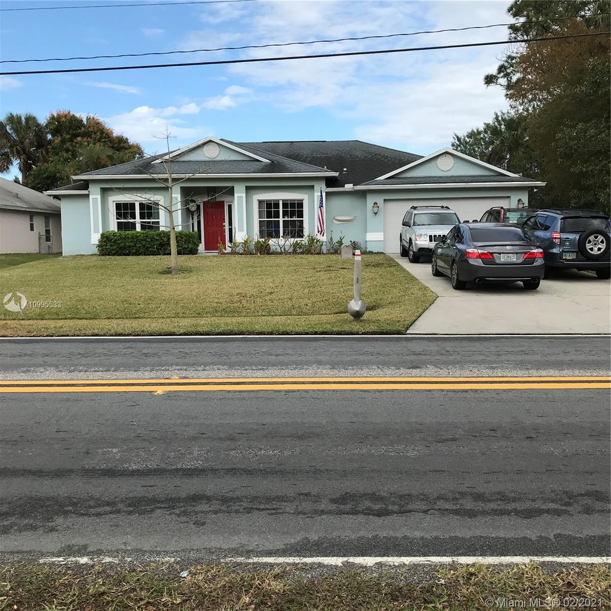 2061 SW Import Dr, Port St. Lucie, FL 34953