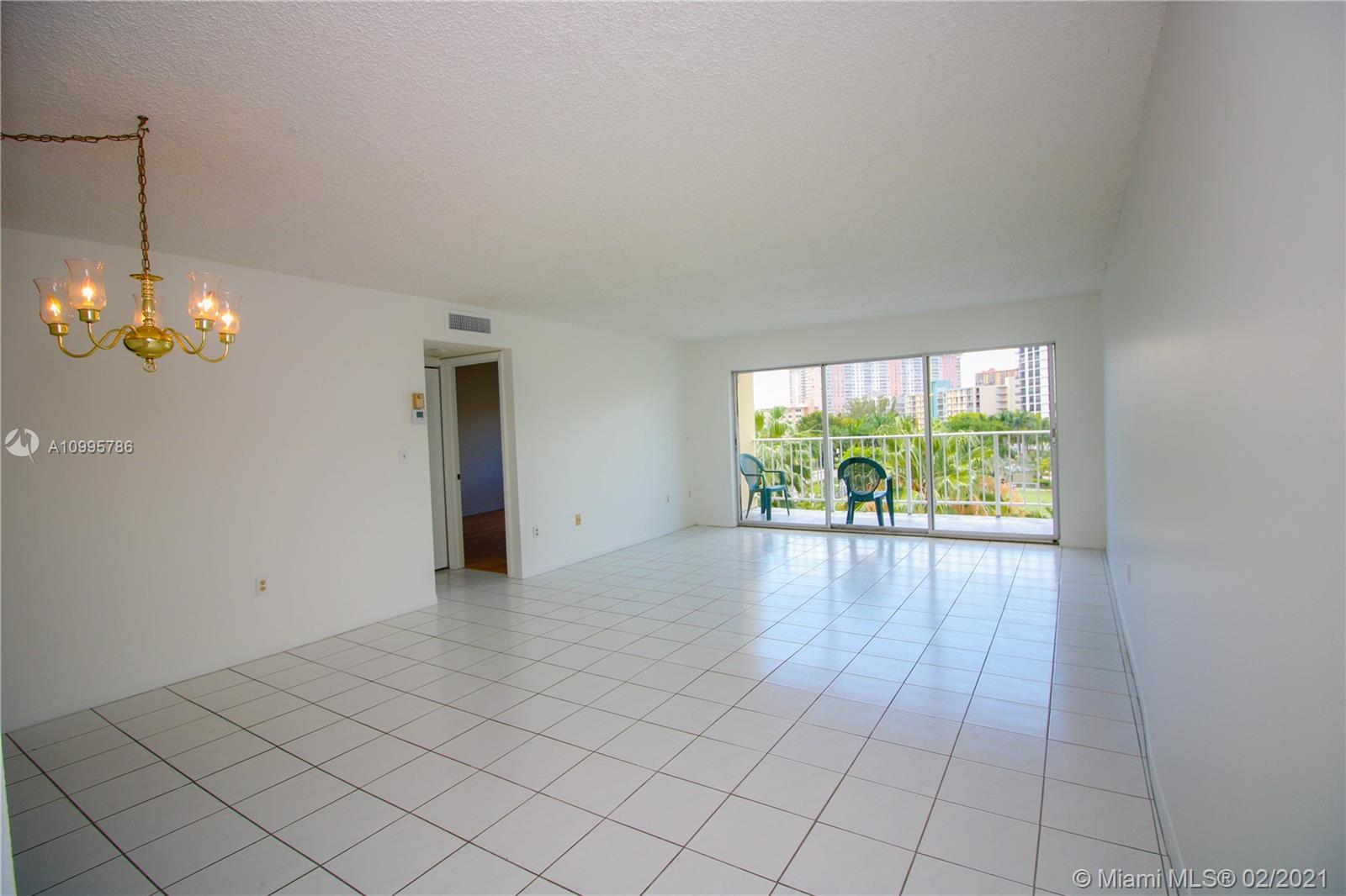 Sunny Isles Beach, FL 33160,200 178th Dr #610