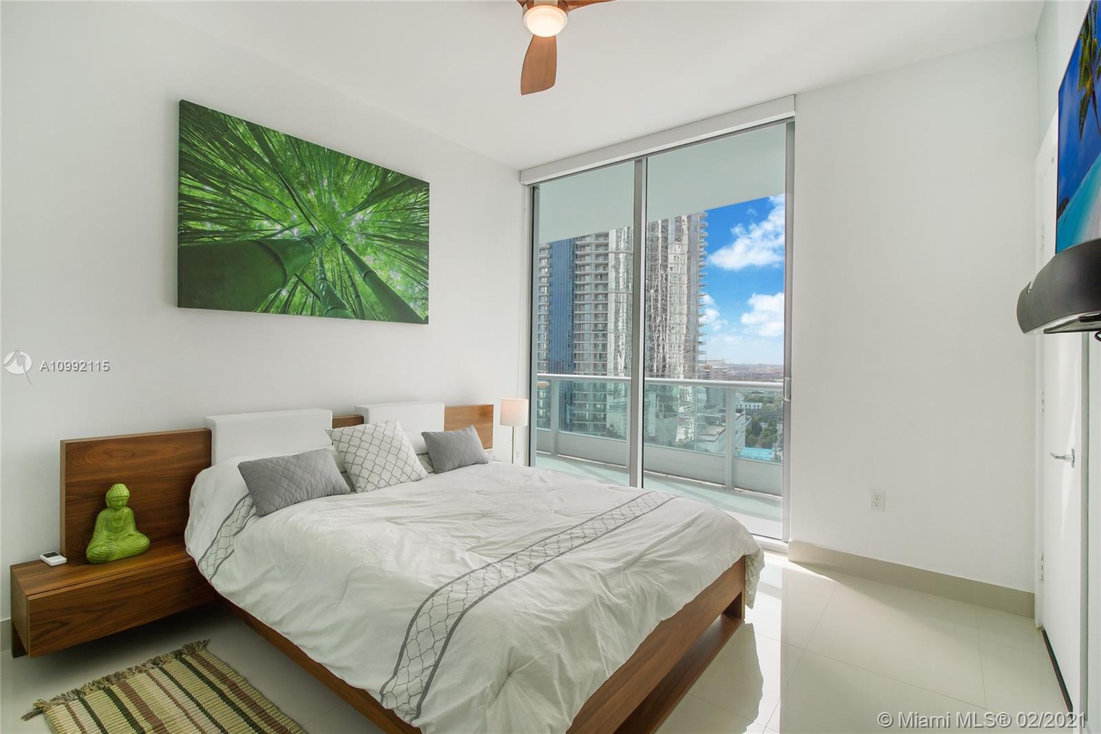 Miami, FL 33132,900 Biscayne Blvd #2501