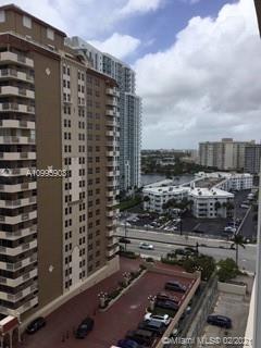 Hallandale Beach, FL 33009,1904 S Ocean Dr #1404