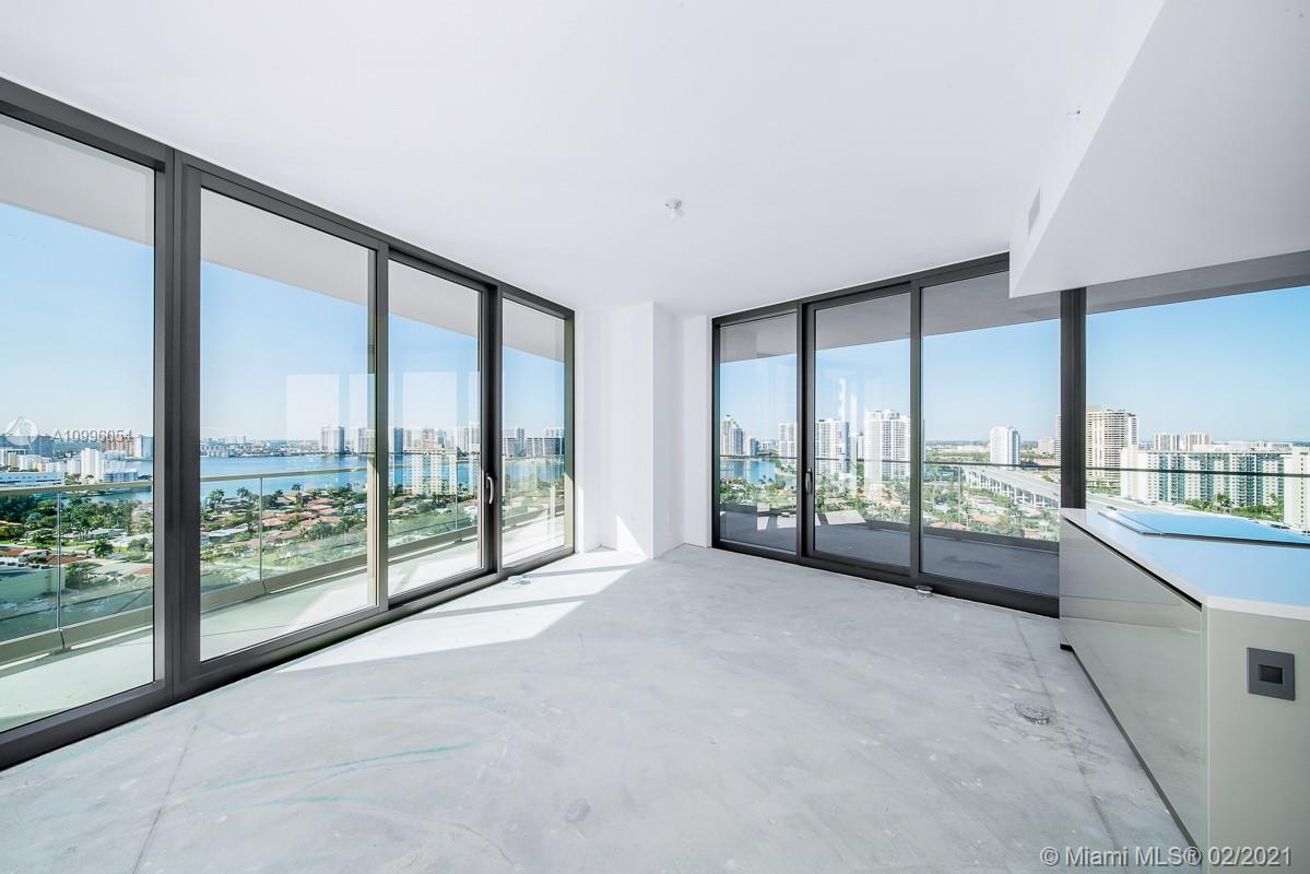 Sunny Isles Beach, FL 33160,18975 Collins Ave #1605