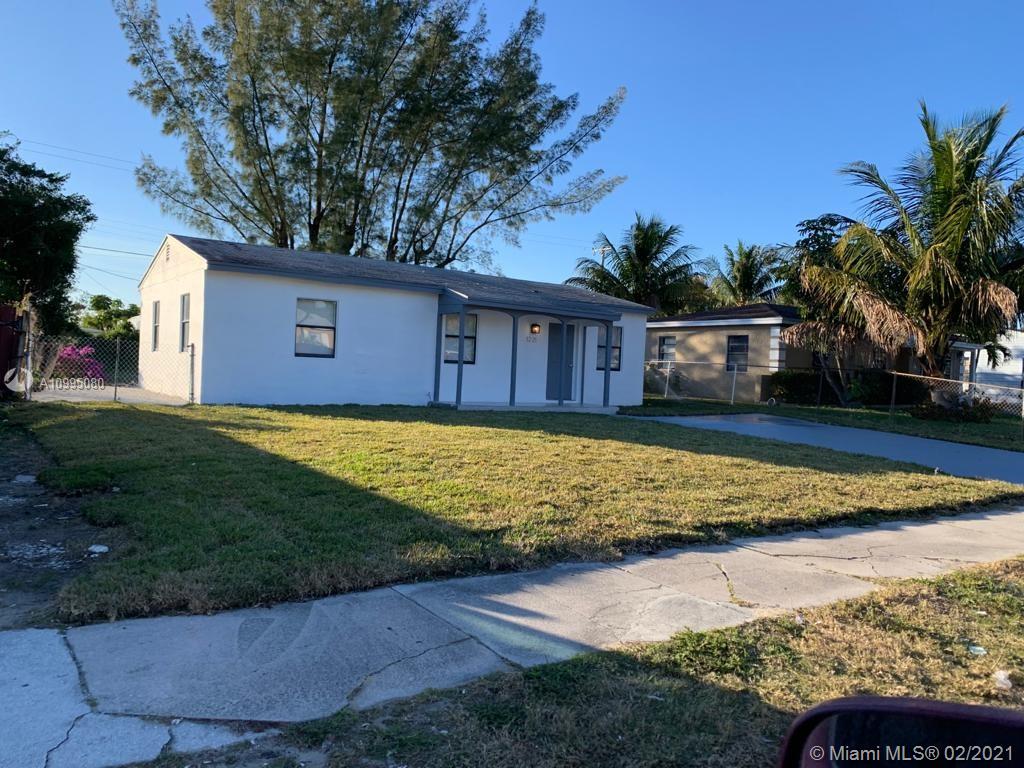 Lake Worth, FL 33460,1221 S B St