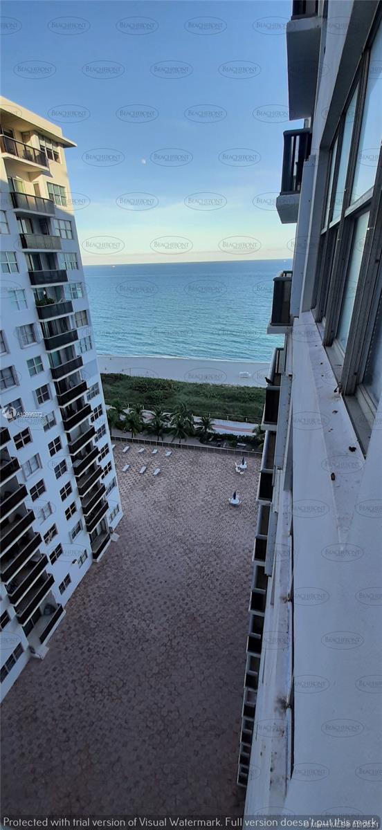 Miami Beach, FL 33140,6039 Collins Ave #1512