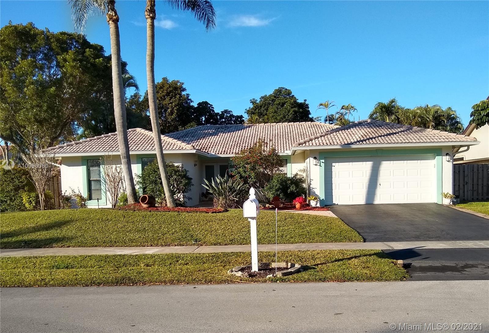 1161 NW 95th Ave, Plantation, FL 33322