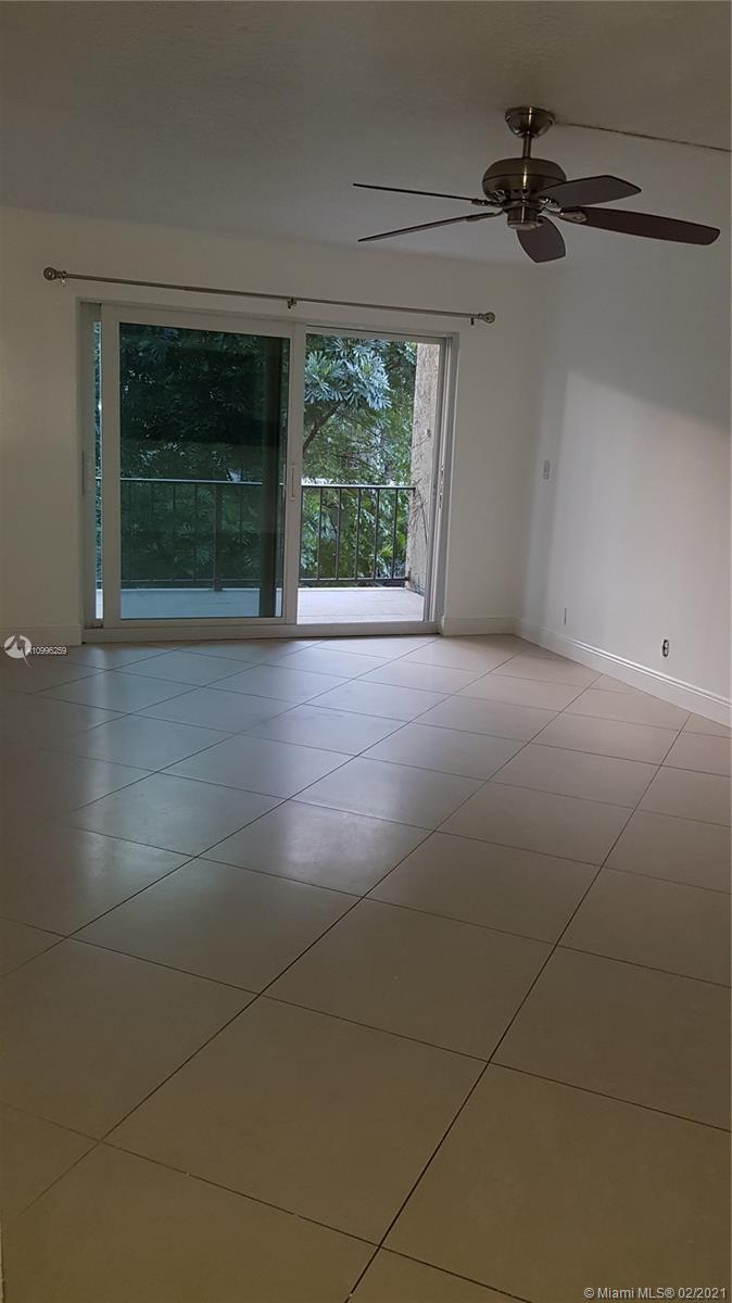 Wilton Manors, FL 33334,3002 NE 5th Ter #211-B