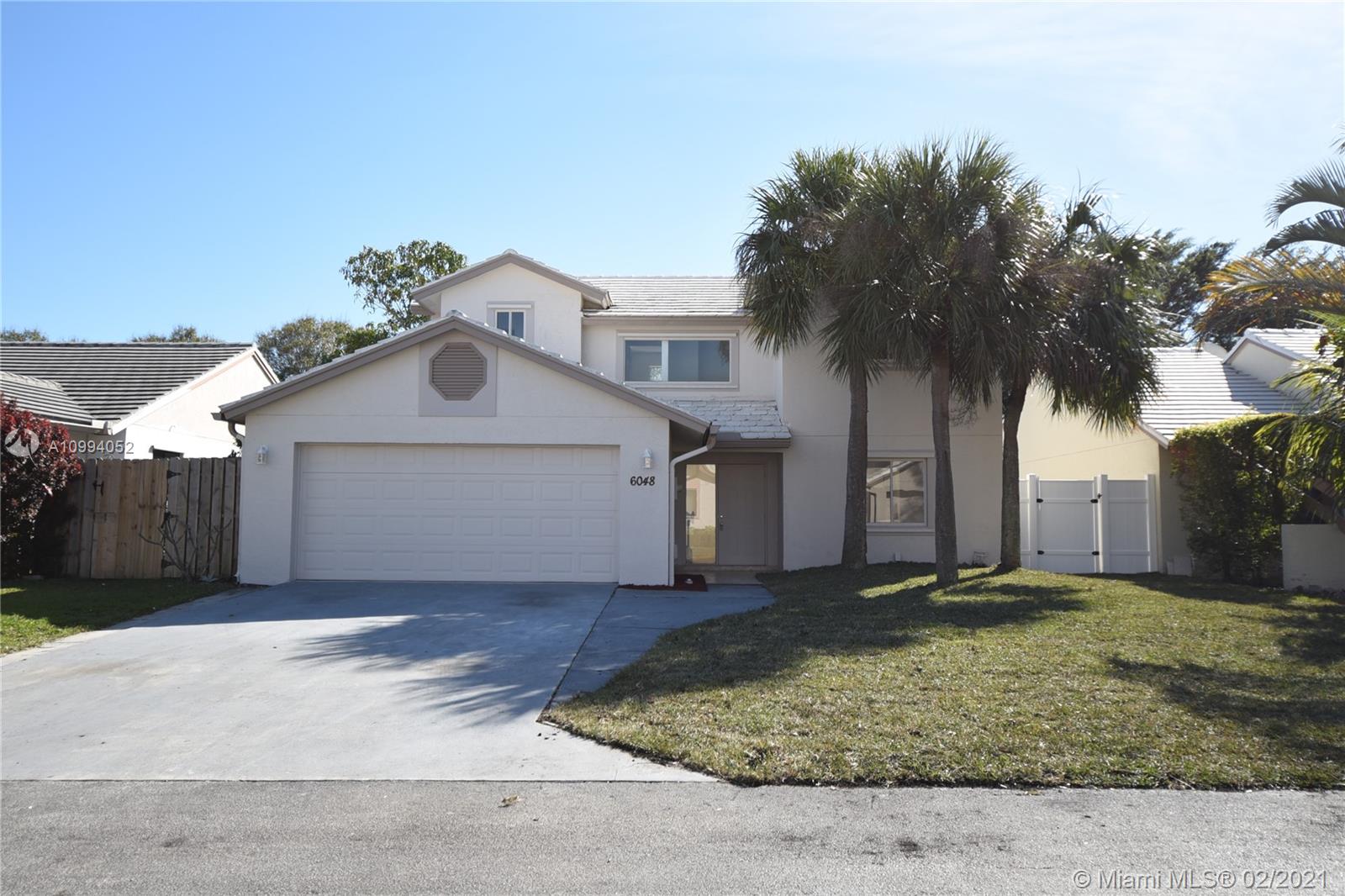 6048 Strawberry Lakes Cir,  Lake Worth,  FL 33463