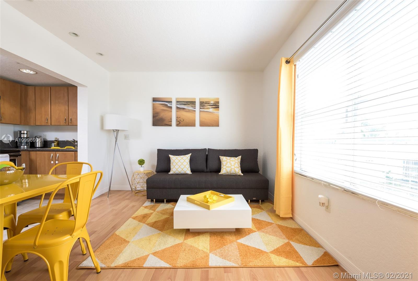 7326 Collins Ave #206, Miami Beach, FL 33141