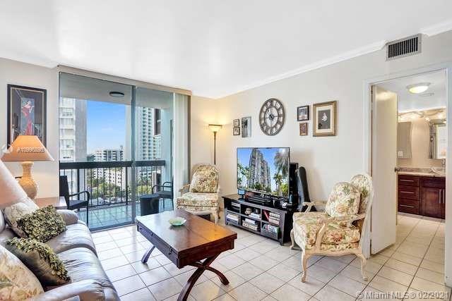 Miami, FL 33129,2333 Brickell Ave #1104