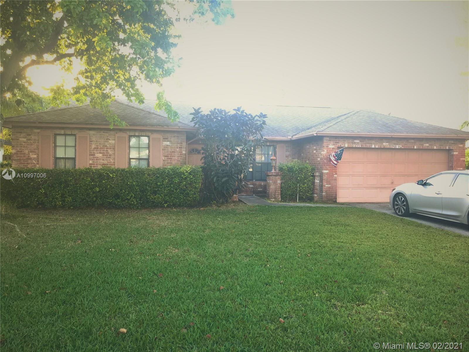 2130 NW 110th Ln, Coral Springs, FL 33071