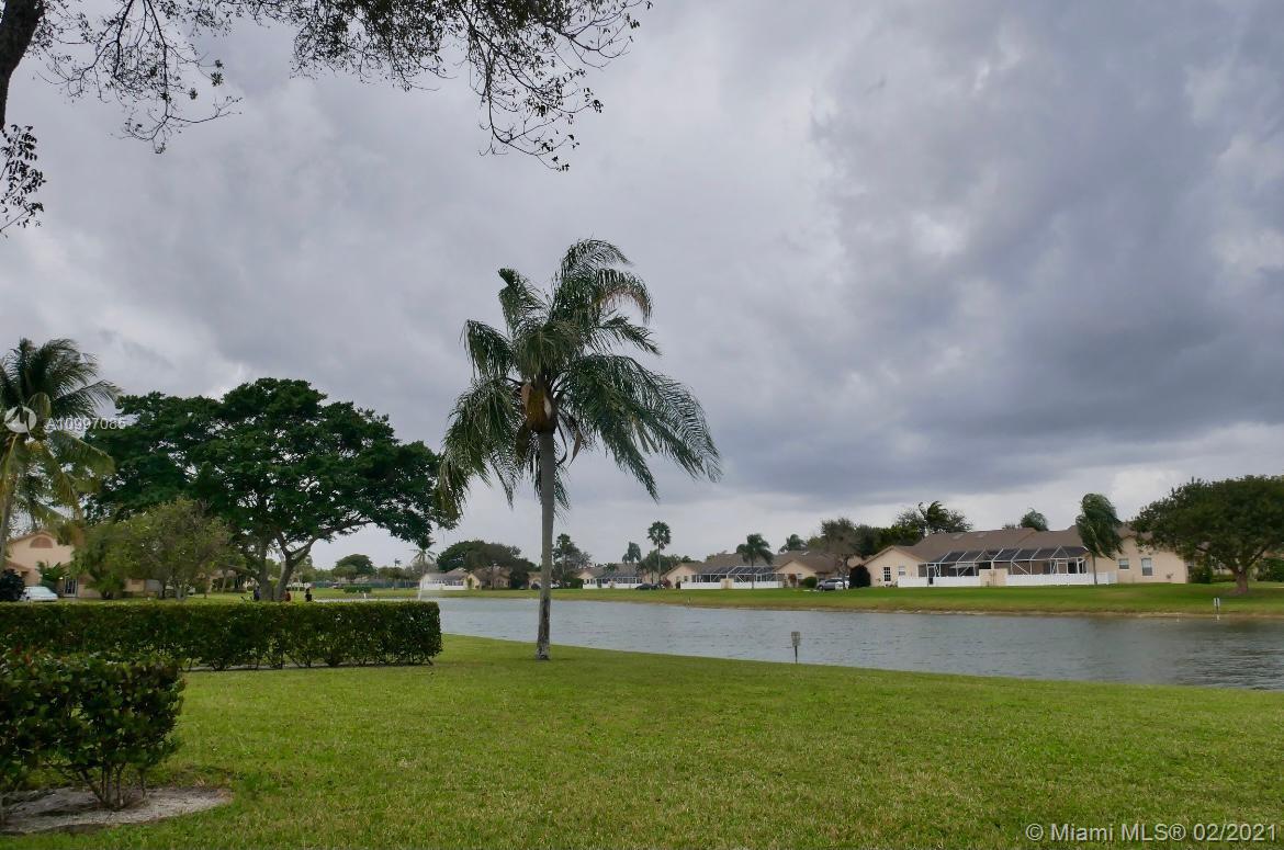 Boca Raton, FL 33496,9301 S Boca Gardens Cir S #B