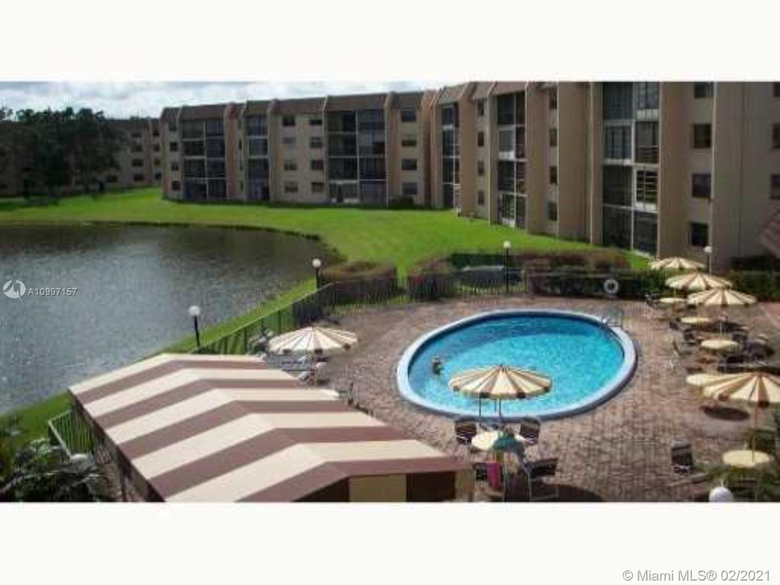 9300 Sunrise Lakes Blvd #207, Sunrise, FL 33322