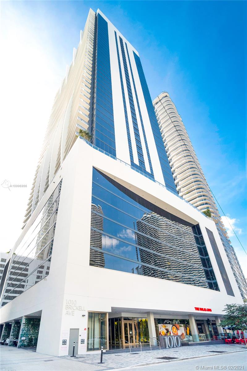 1010 Brickell Ave #1408, Miami, FL 33131