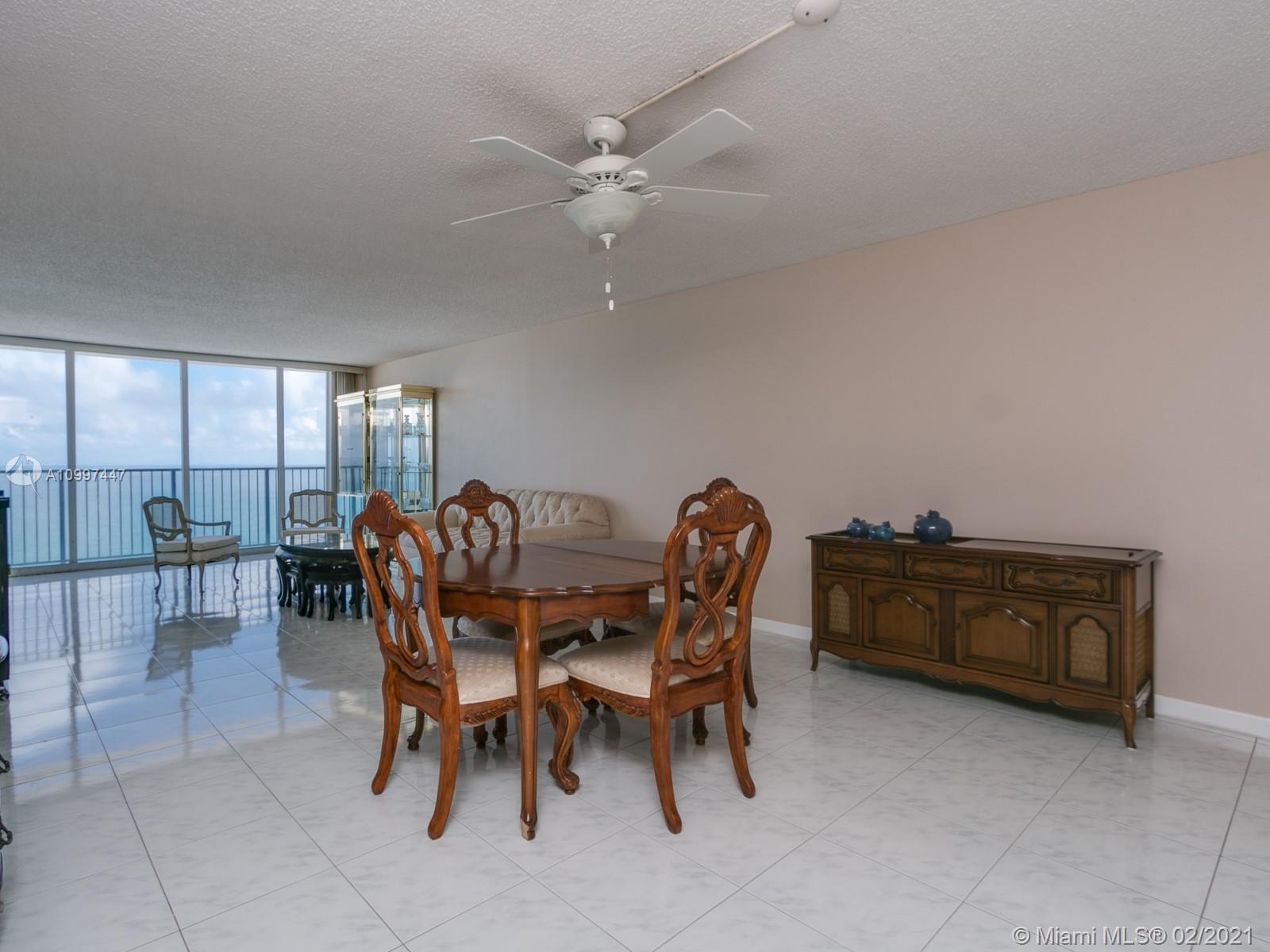 Hollywood, FL 33019,2201 S Ocean Dr #1703