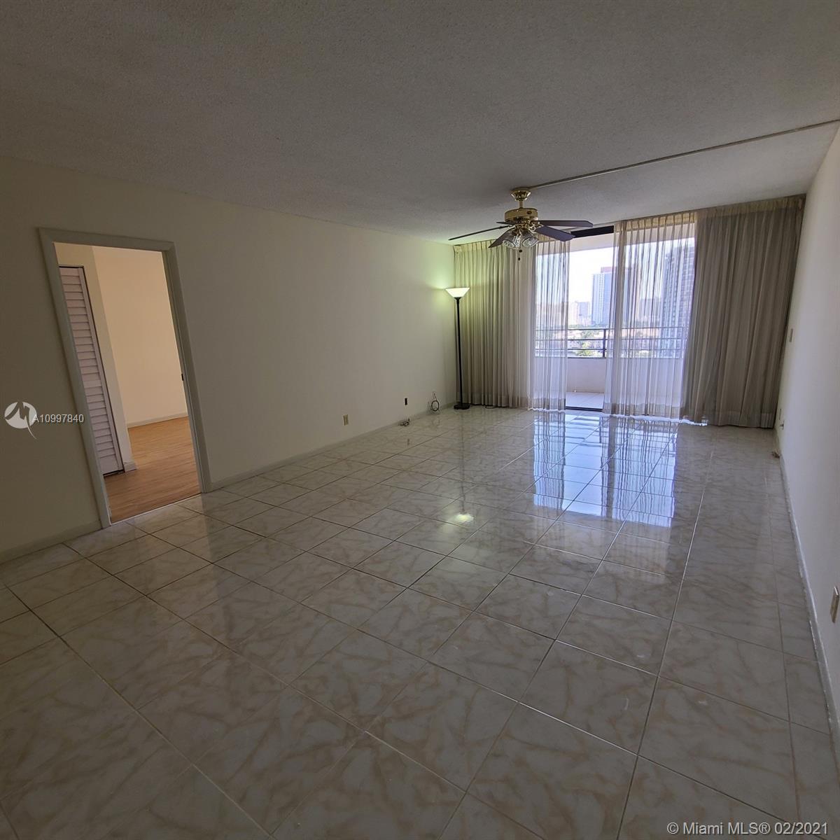 Hallandale Beach, FL 33009,600 Three Islands Blvd #917