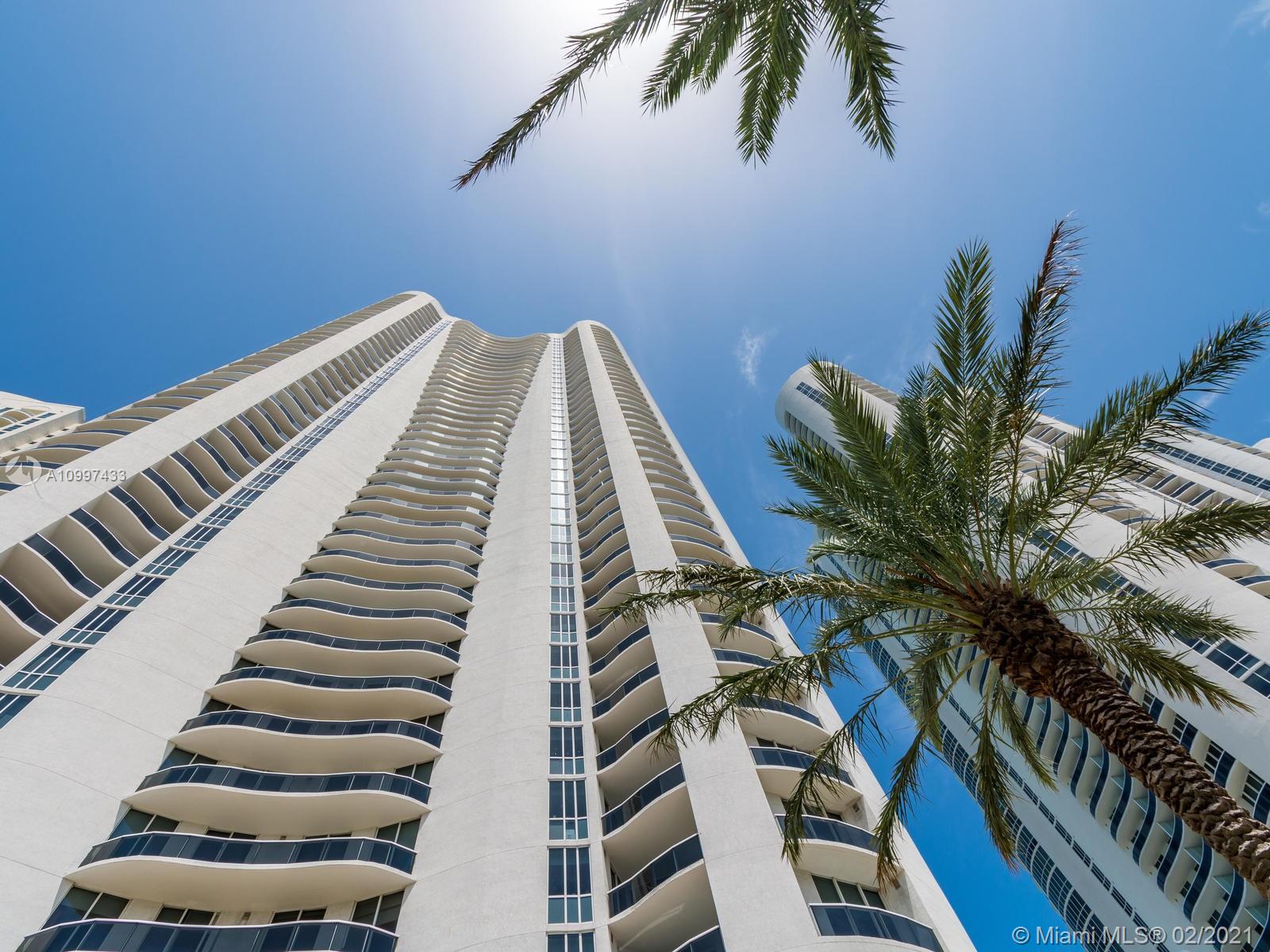 Sunny Isles Beach, FL 33160,16001 Collins Ave #1706