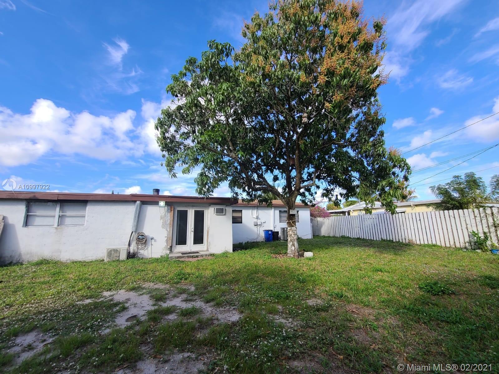 Miami Gardens, FL 33169,1270 NW 179th Ter