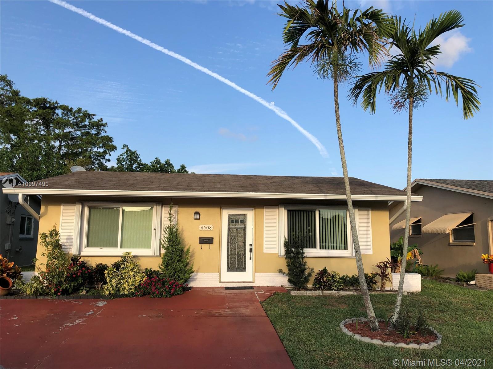 4508 NW 43rd Ave, Tamarac, FL 33319