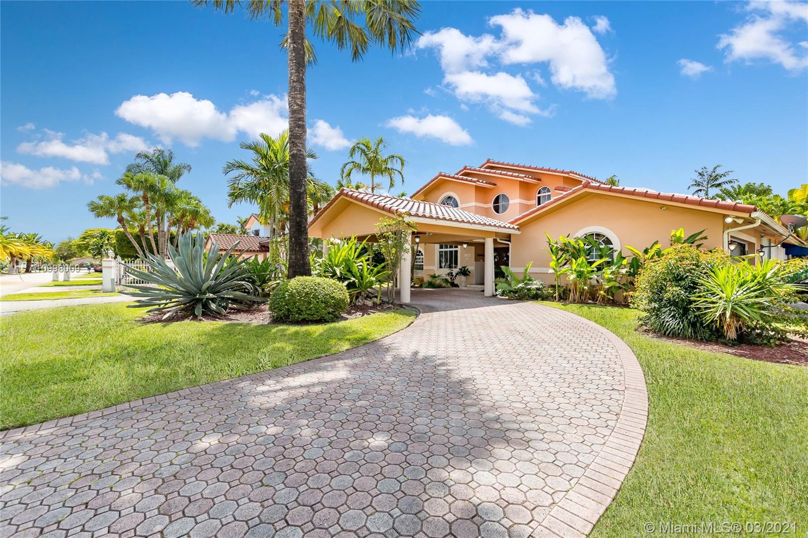 Miami, FL 33186,12490 SW 97th St