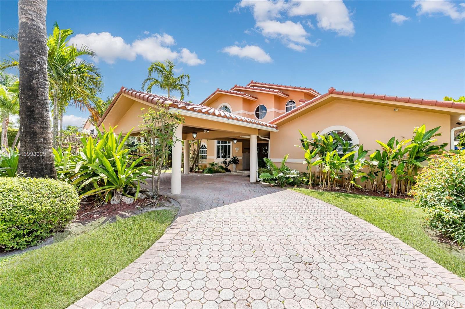 Miami, FL 33186,12490 SW 97th St