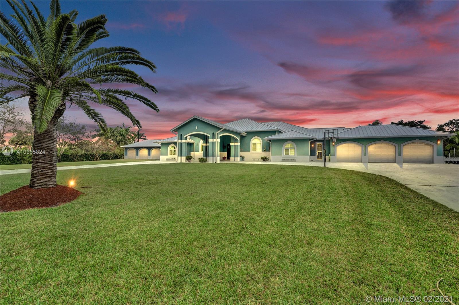 5800 SW 198th Ter, Southwest Ranches, FL 33332