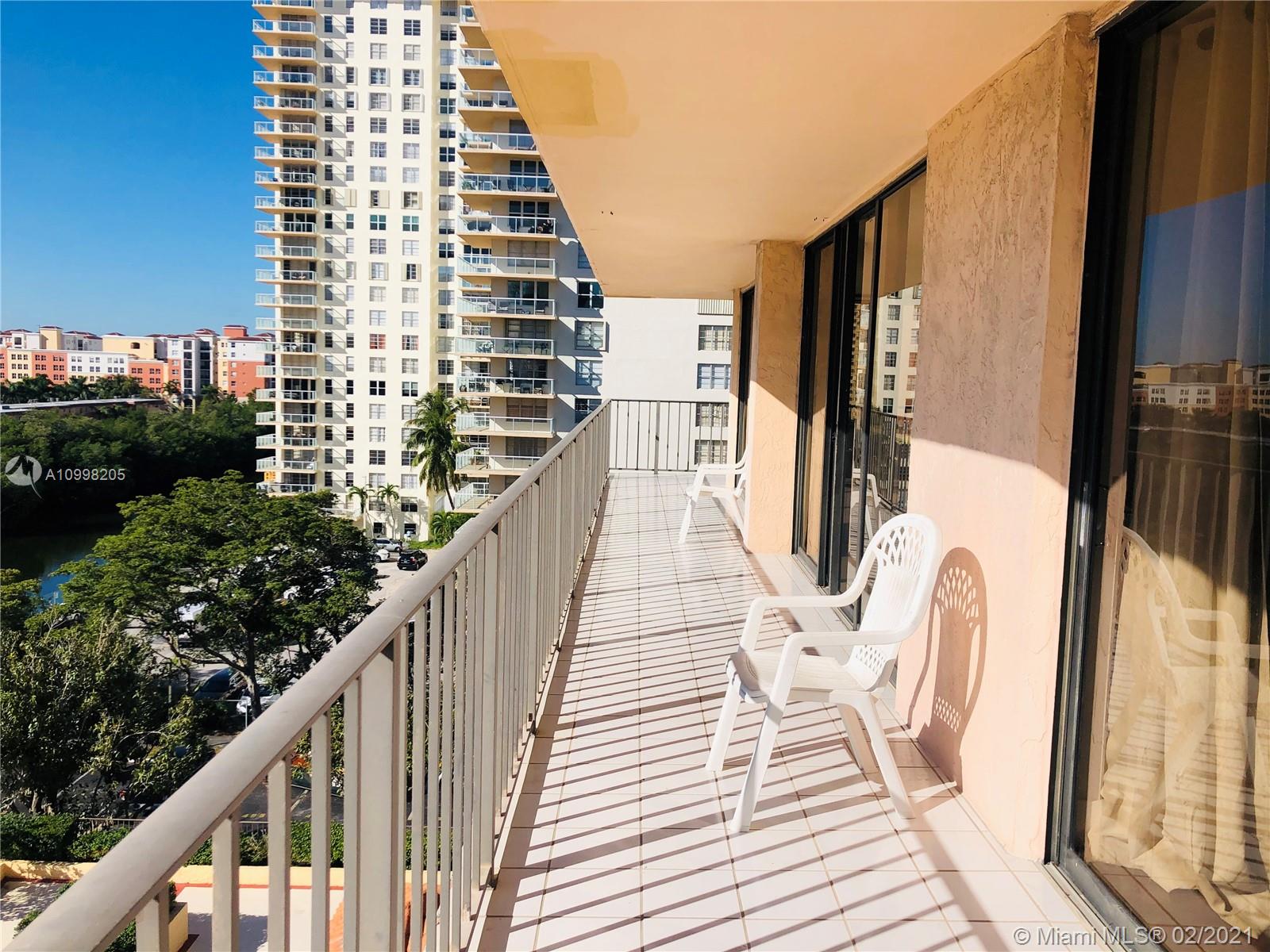 Sunny Isles Beach, FL 33160,210 174th St #809