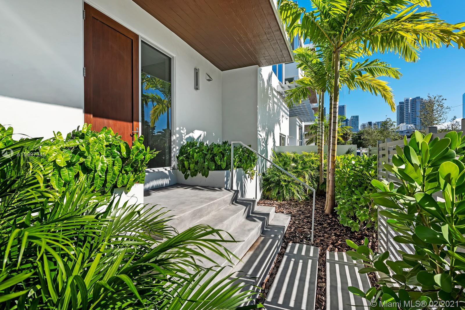 545 SW 11TH STREET #105, FL 33129
