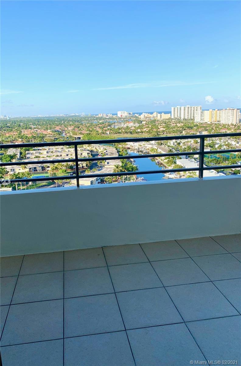 Hallandale Beach, FL 33009,2500 PARKVIEW DR #2107