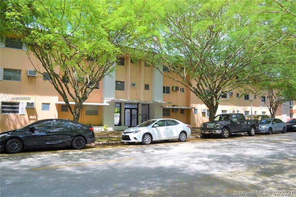 1014 Salzedo St #203, Coral Gables, FL 33134