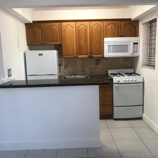 Coral Gables, FL 33134,1014 Salzedo St #203