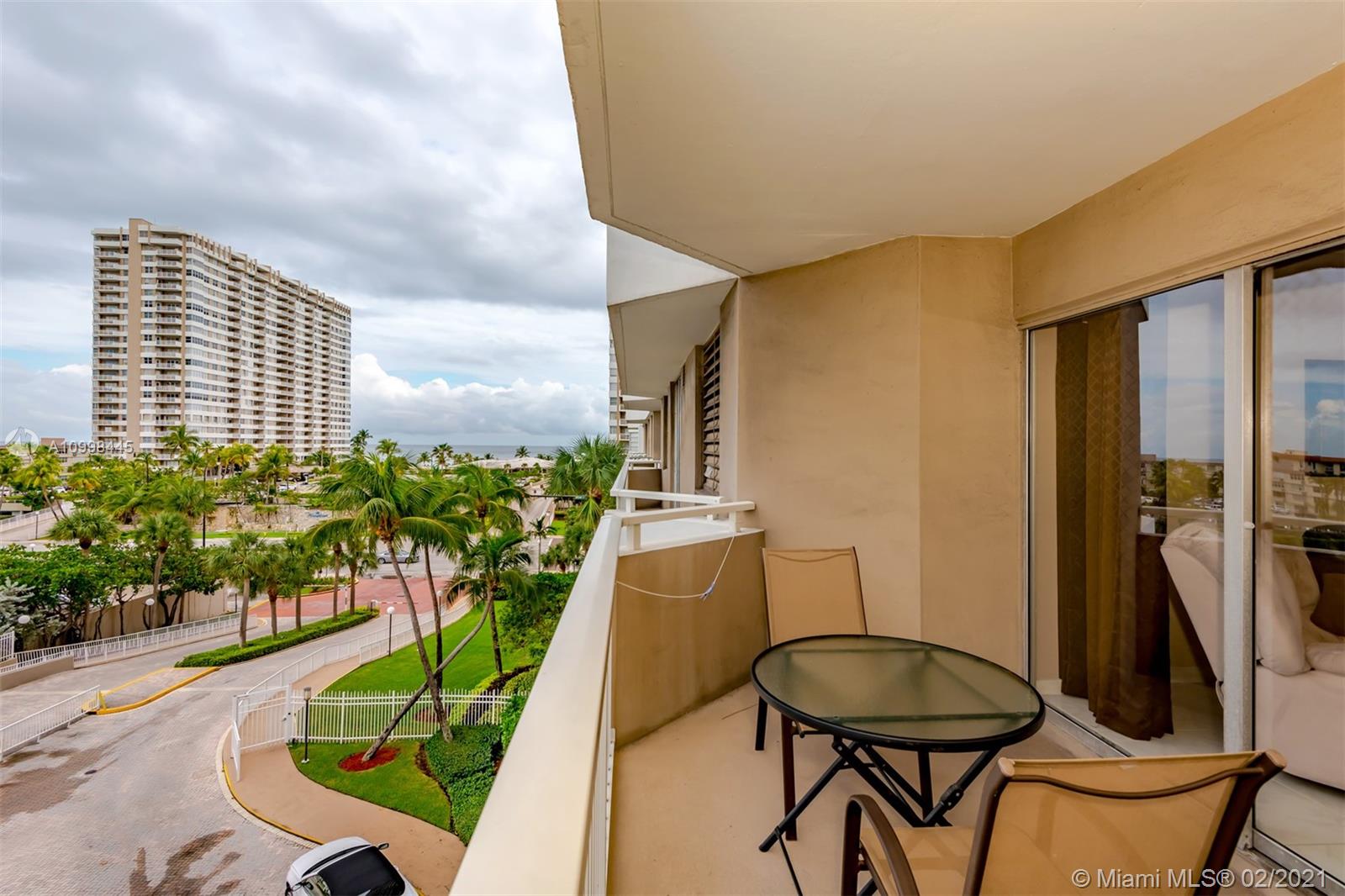 1985 S Ocean Dr #4B, Hallandale Beach, FL 33009