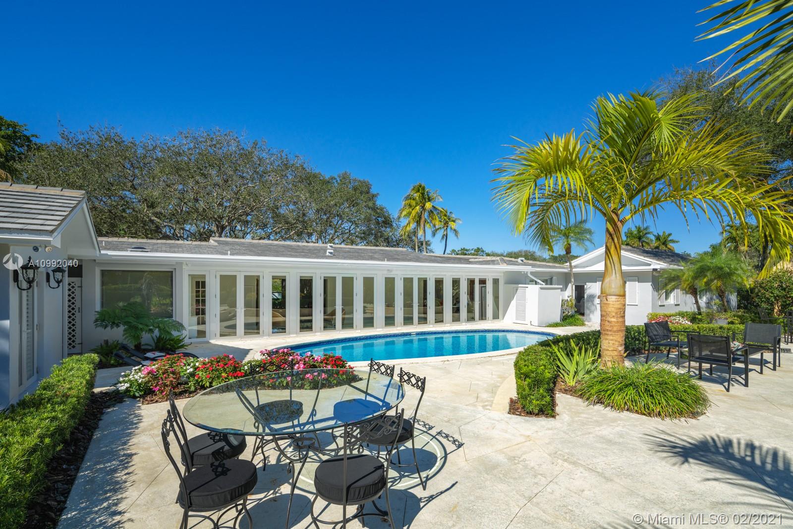 Pinecrest, FL 33156,11701 SW 67th Ave
