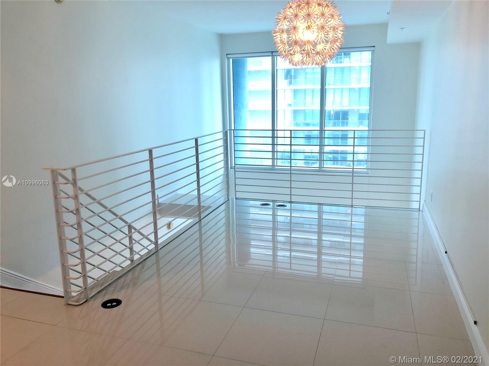 Miami, FL 33130,60 SW 13th St #2818