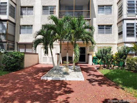 1681 NW 70 AV #117, Plantation, FL 33313