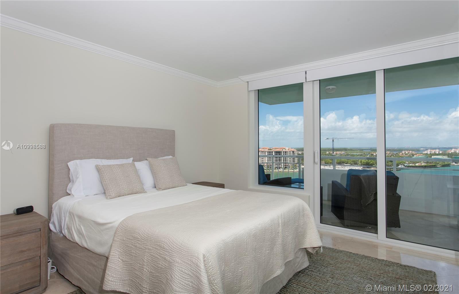 Miami Beach, FL 33139,400 S Pointe Dr #1701