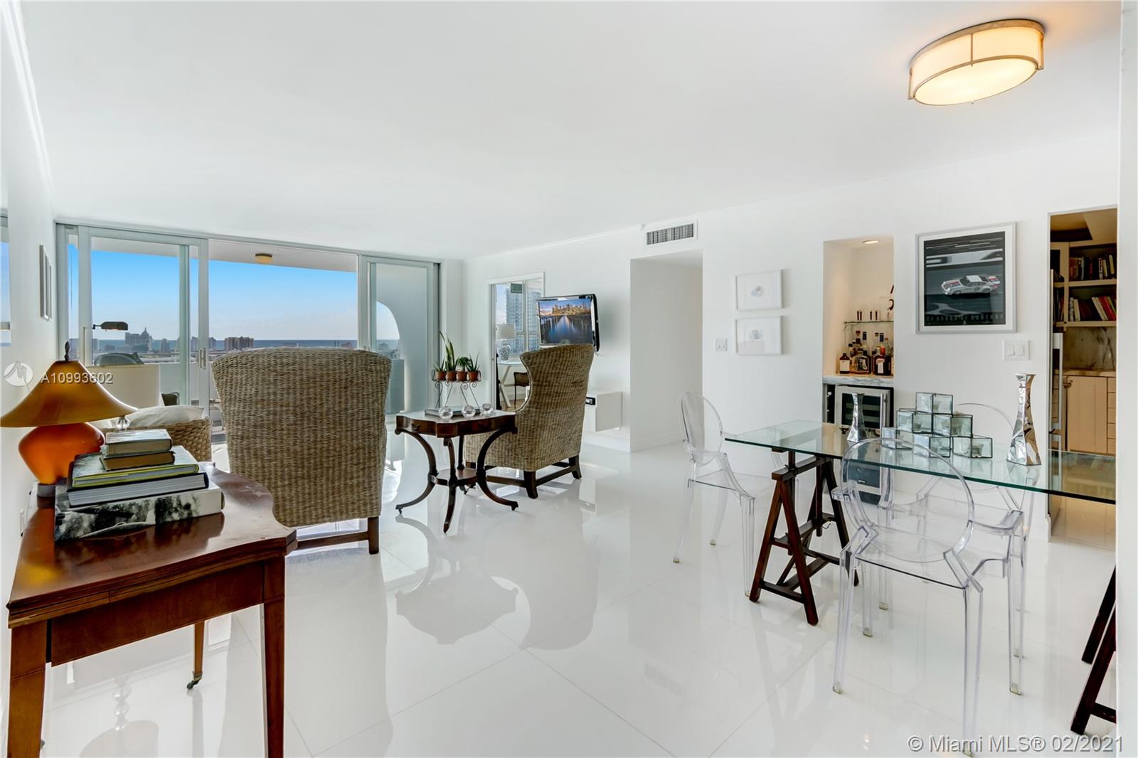 Miami Beach, FL 33139,11 Island Ave #2108