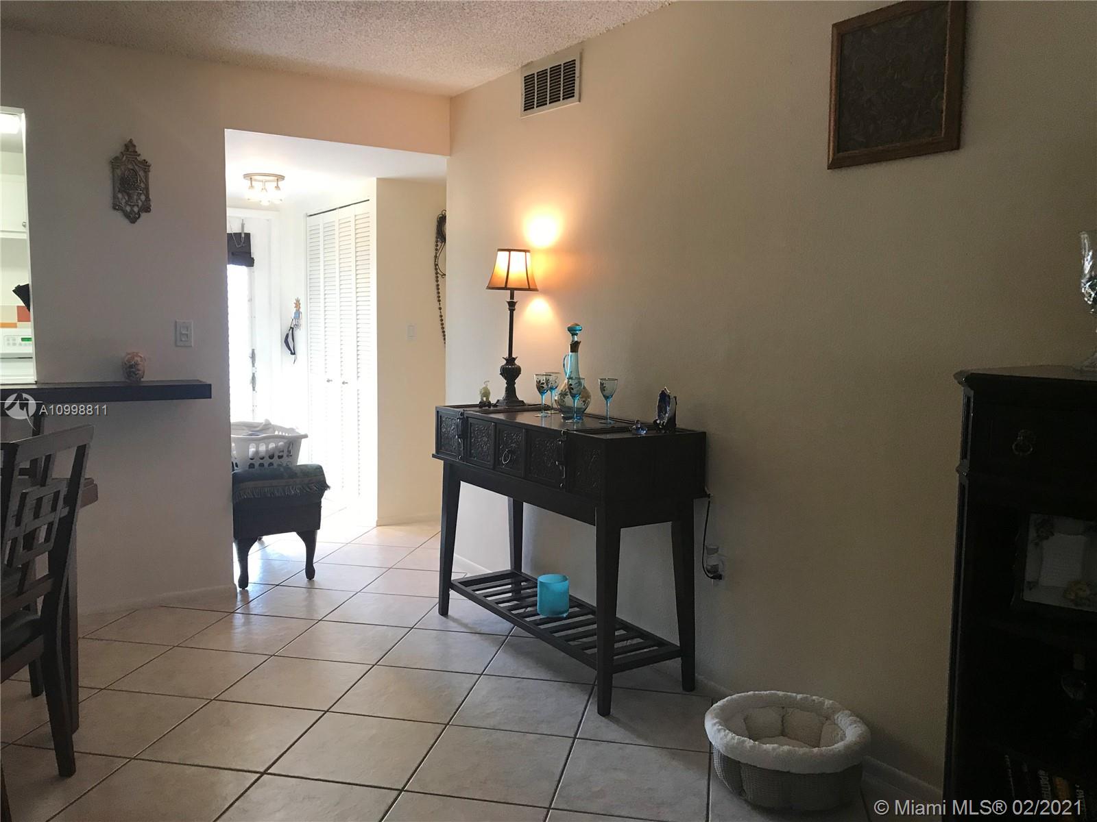 Sunrise, FL 33322,8100 Sunrise Lakes Blvd #105