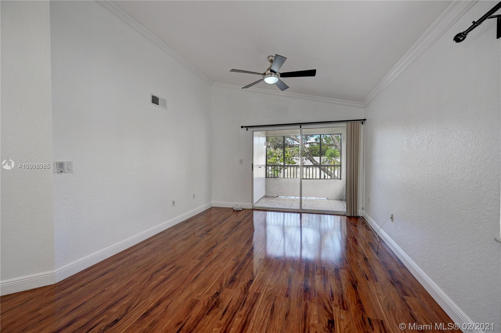 Oakland Park, FL 33309,2850 N Oakland Forest Dr #202