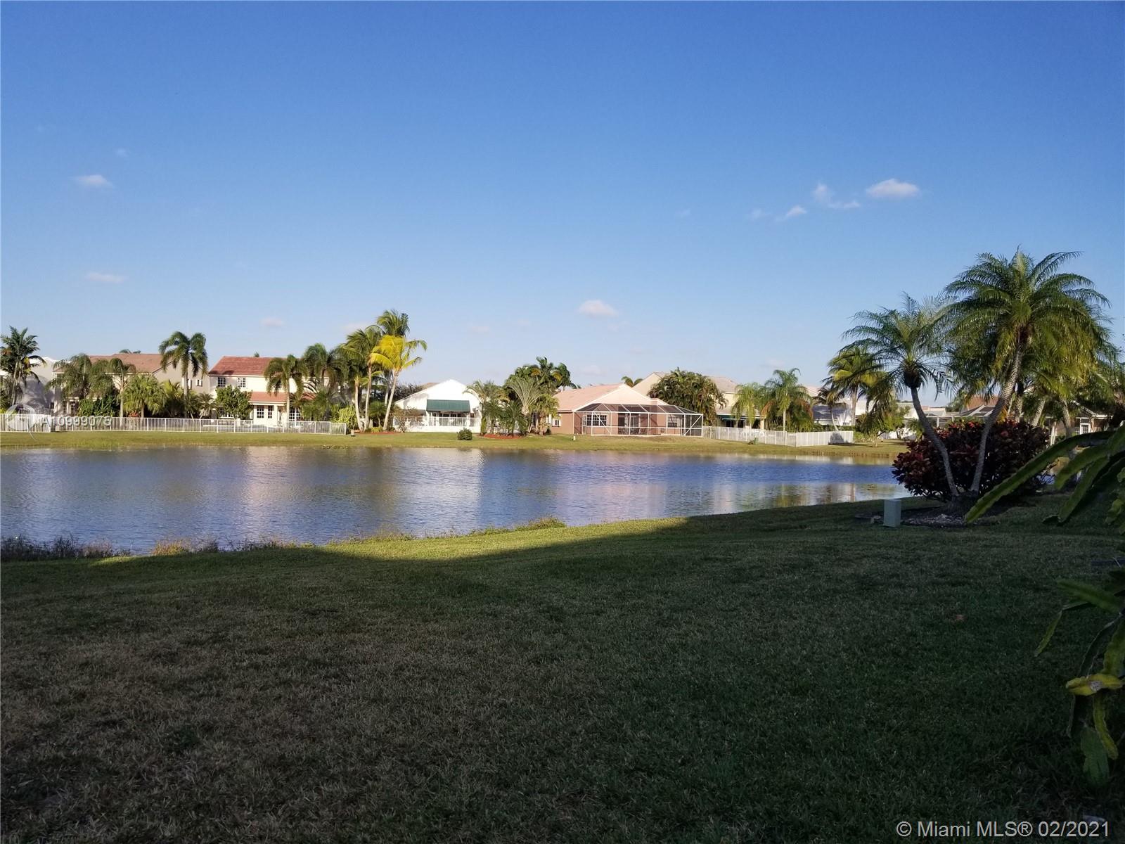 Weston, FL 33327,992 Savannah Falls Dr