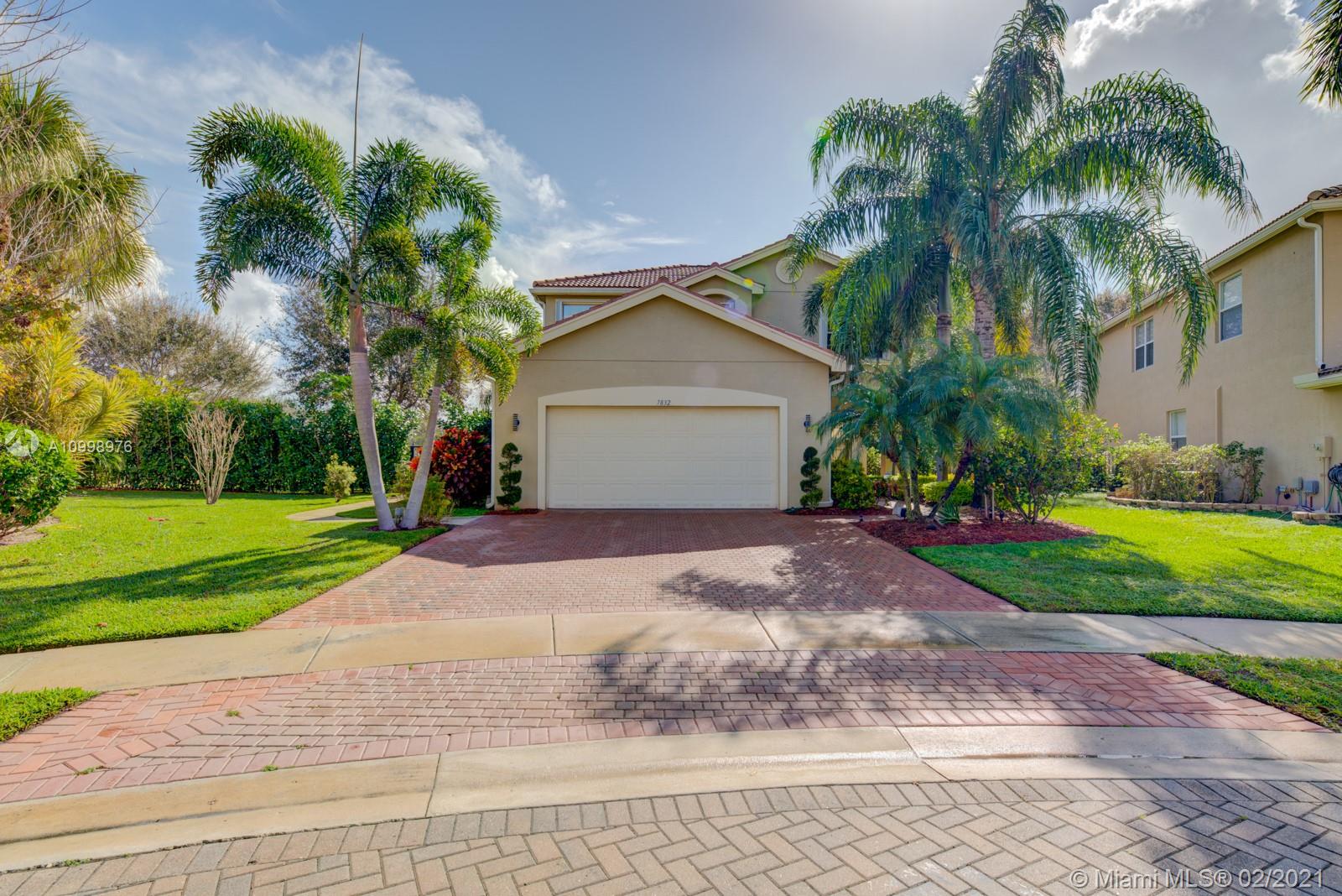 7832 Red Mahogany Rd, Boynton Beach, FL 33437