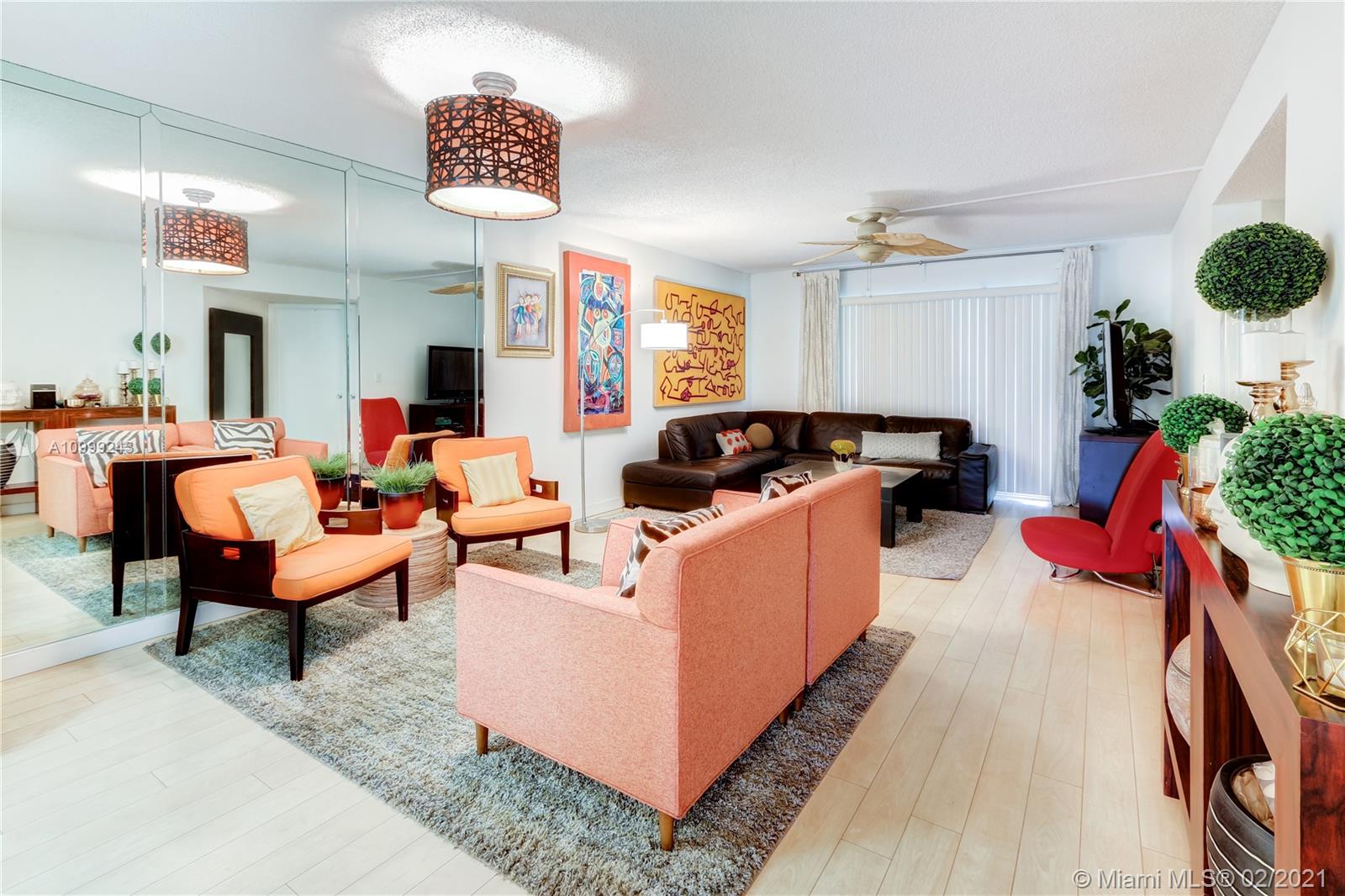 700 SW 128th Ave #305C, Pembroke Pines, FL 33027