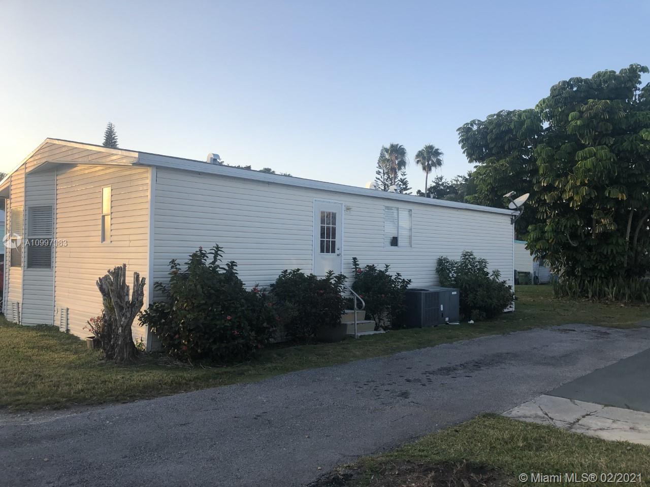 Homestead, FL 33030,100 NE 6th Ave Lot 520