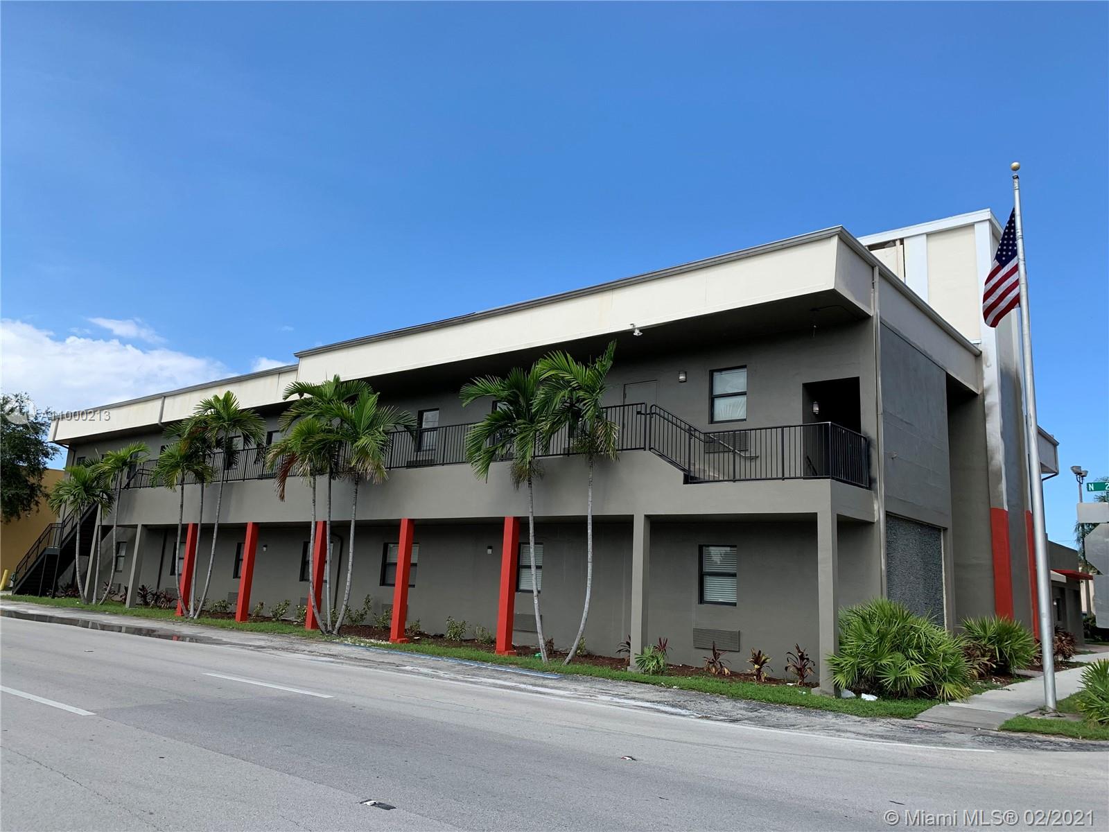 2057 Coolidge St, Hollywood, FL 33020