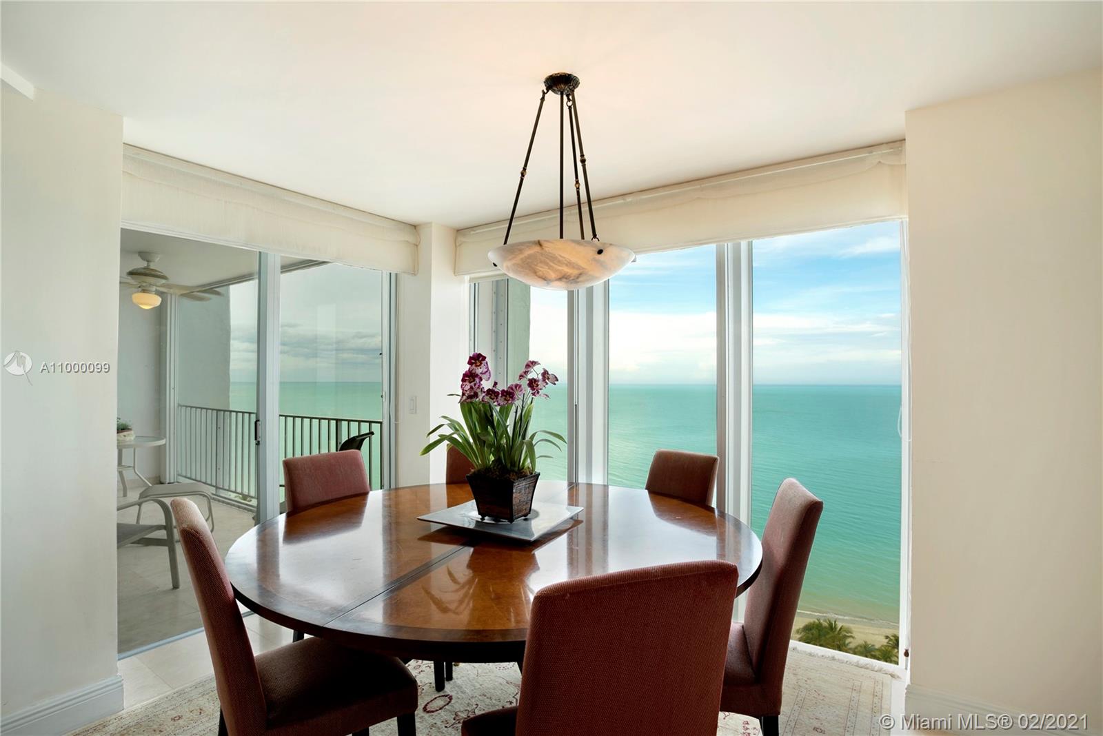 Key Biscayne, FL 33149,881 Ocean Dr #17D