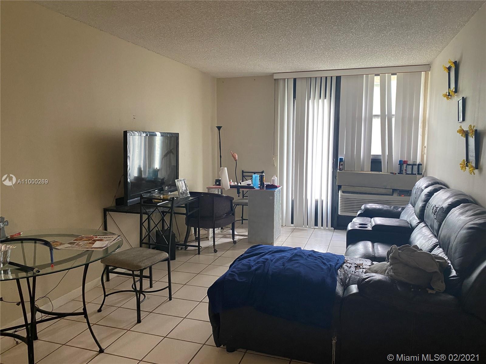 Coral Springs, FL 33065,2771 Riverside Dr #214A