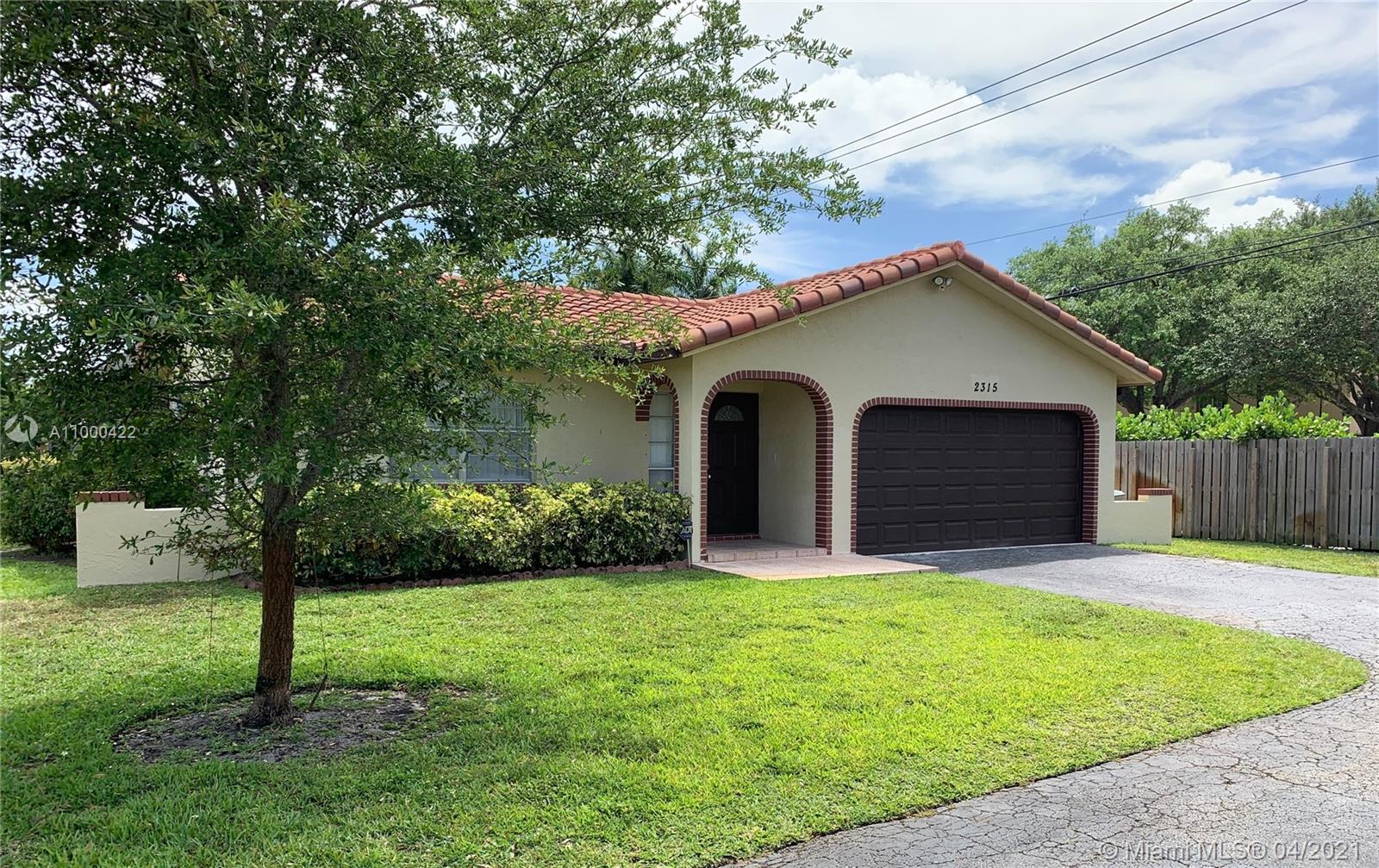 2315 NW 98th Ln, Coral Springs, FL 33065