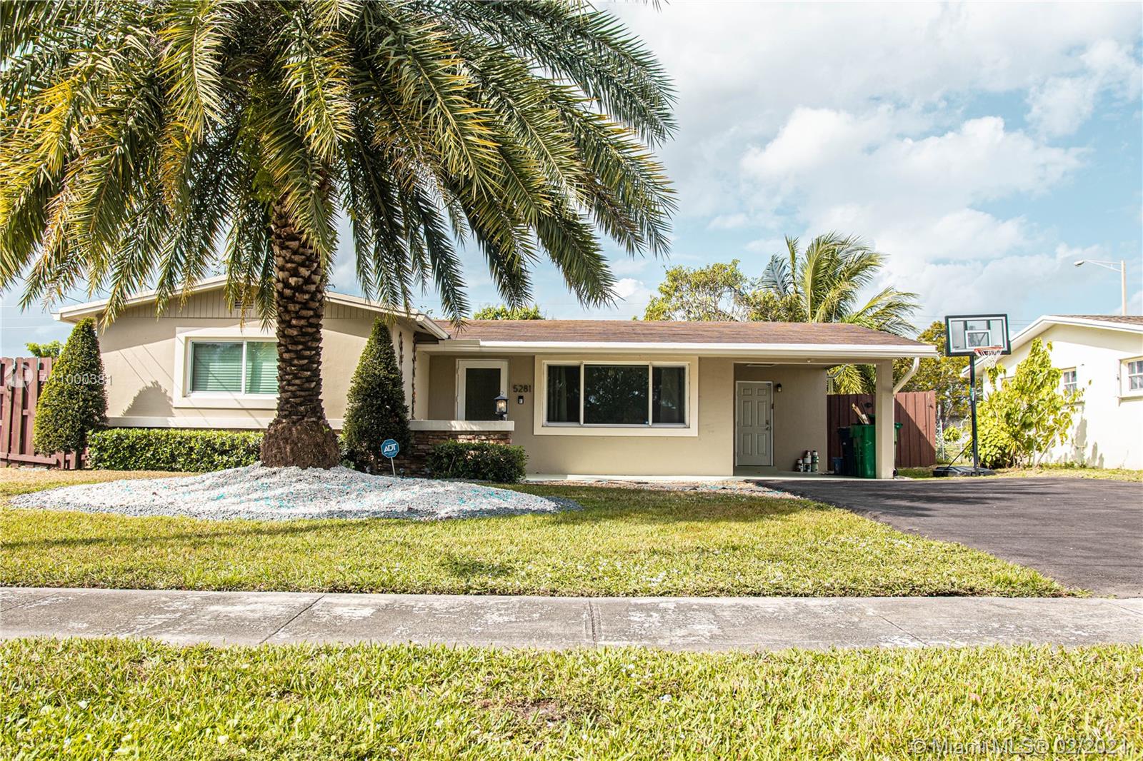 Cooper City, FL 33328,5281 SW 95th Ave